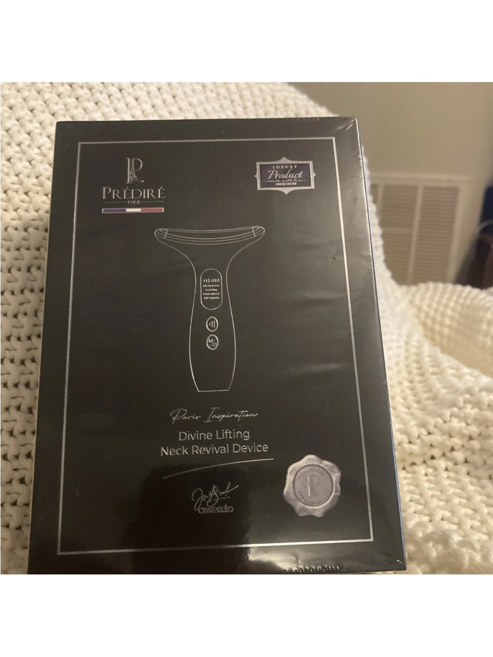 Prédiré Divine Lifting Neck Revival Device - Black